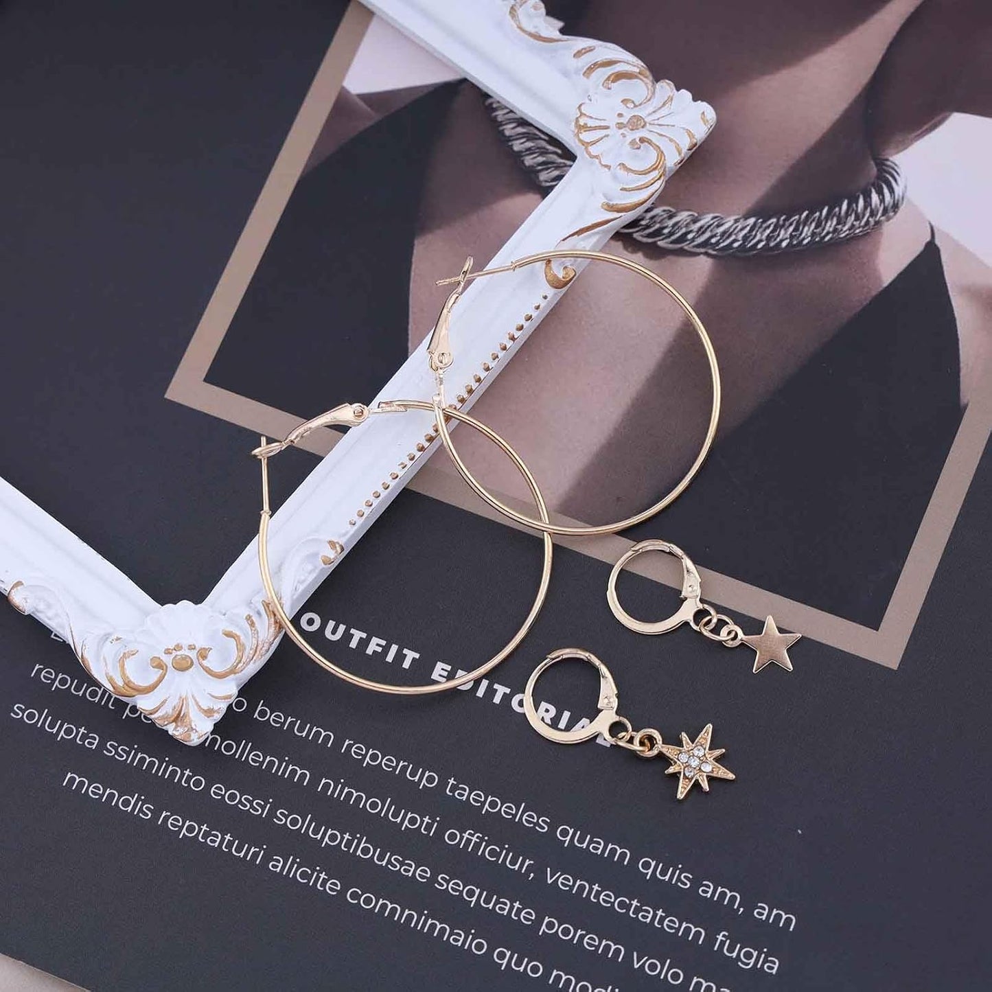 Vintage Exaggerated Circle Dangle Earrings Crystal Star Hoop Earrings Gold Hollow Large Hoop Earrings Circle Star Drop Earrings Jewelry for Women